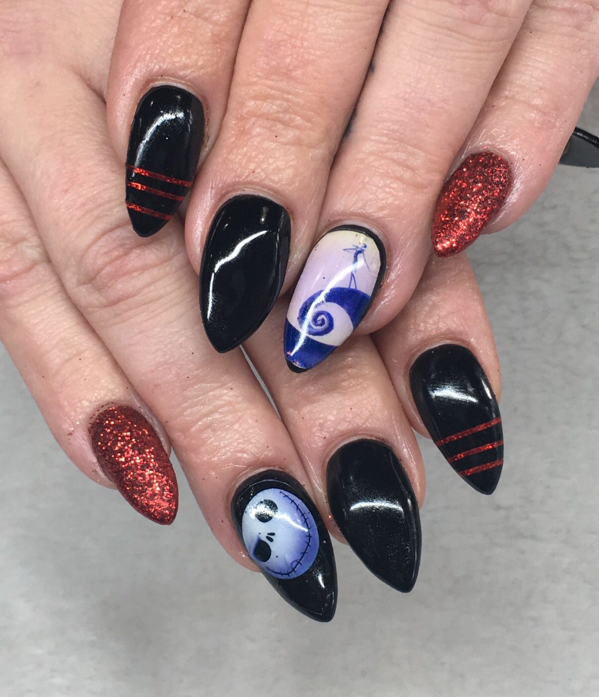 Stunning Nightmare Before Christmas Nails For A Spooky-Chic Look