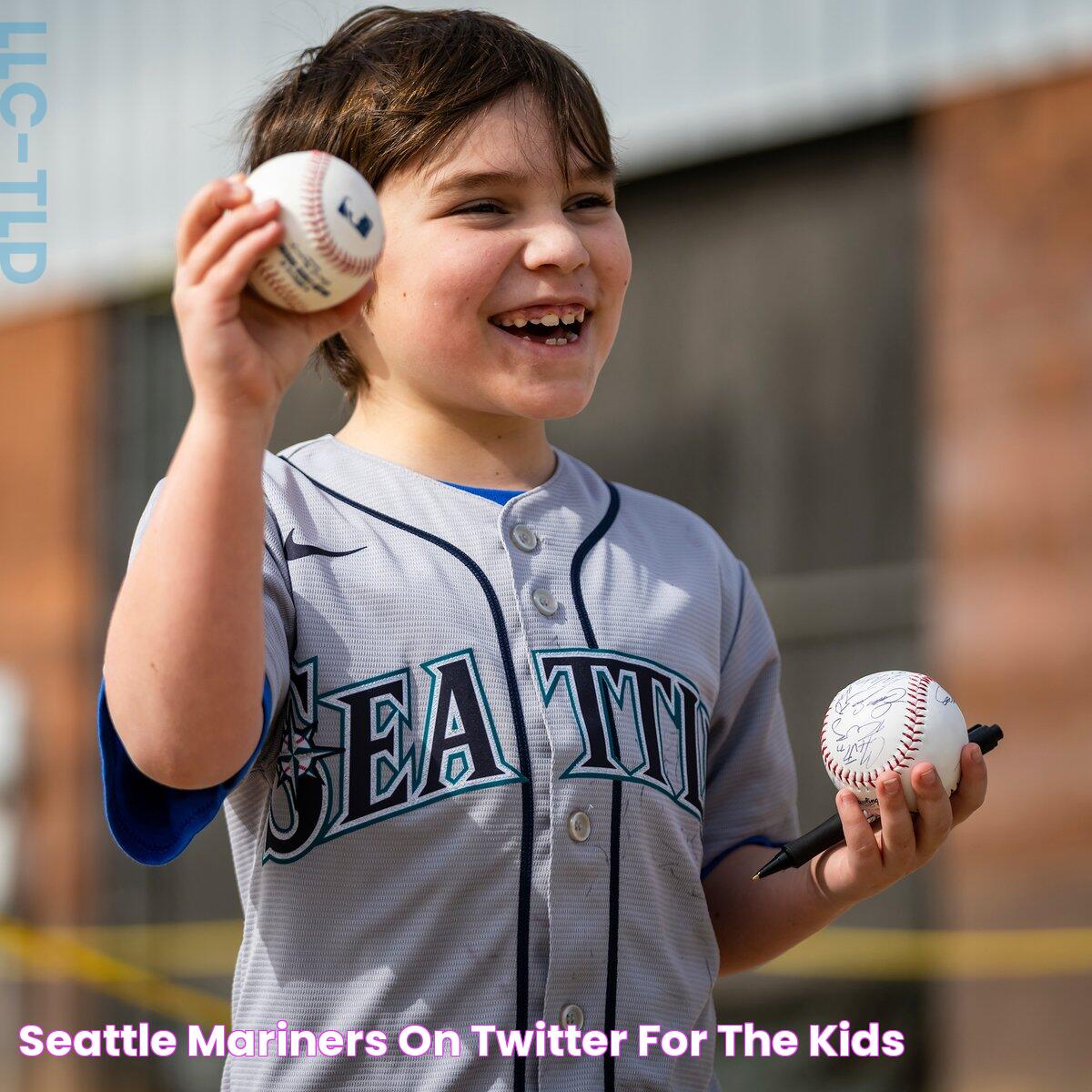 Seattle Mariners on Twitter "For the kids! 🤗"