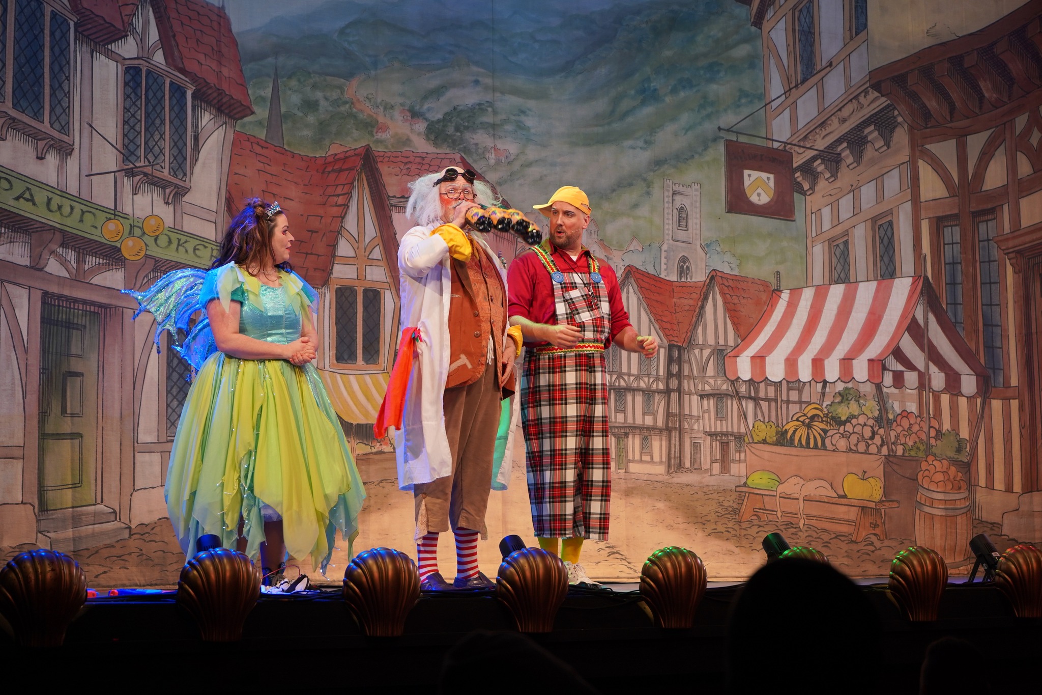 Review Beauty and the Beast, Alhambra Theatre Dunfermline Braw Theatre