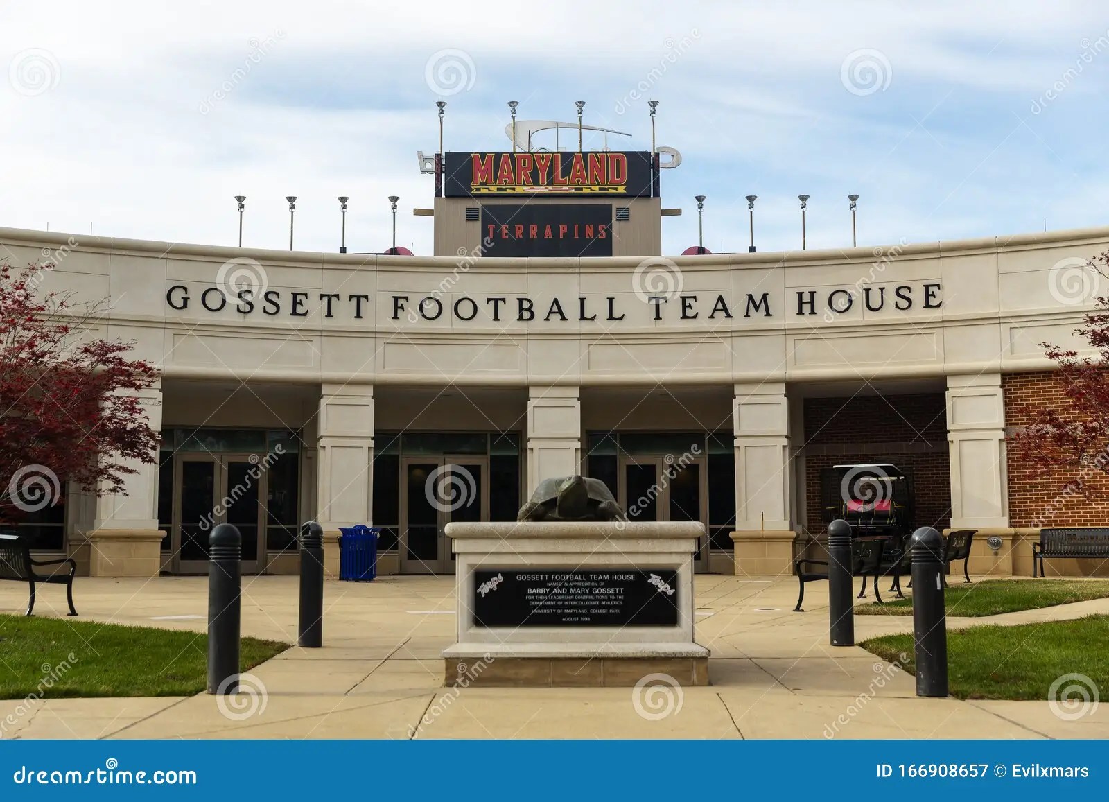 University of Maryland Gossett Football Team House Editorial