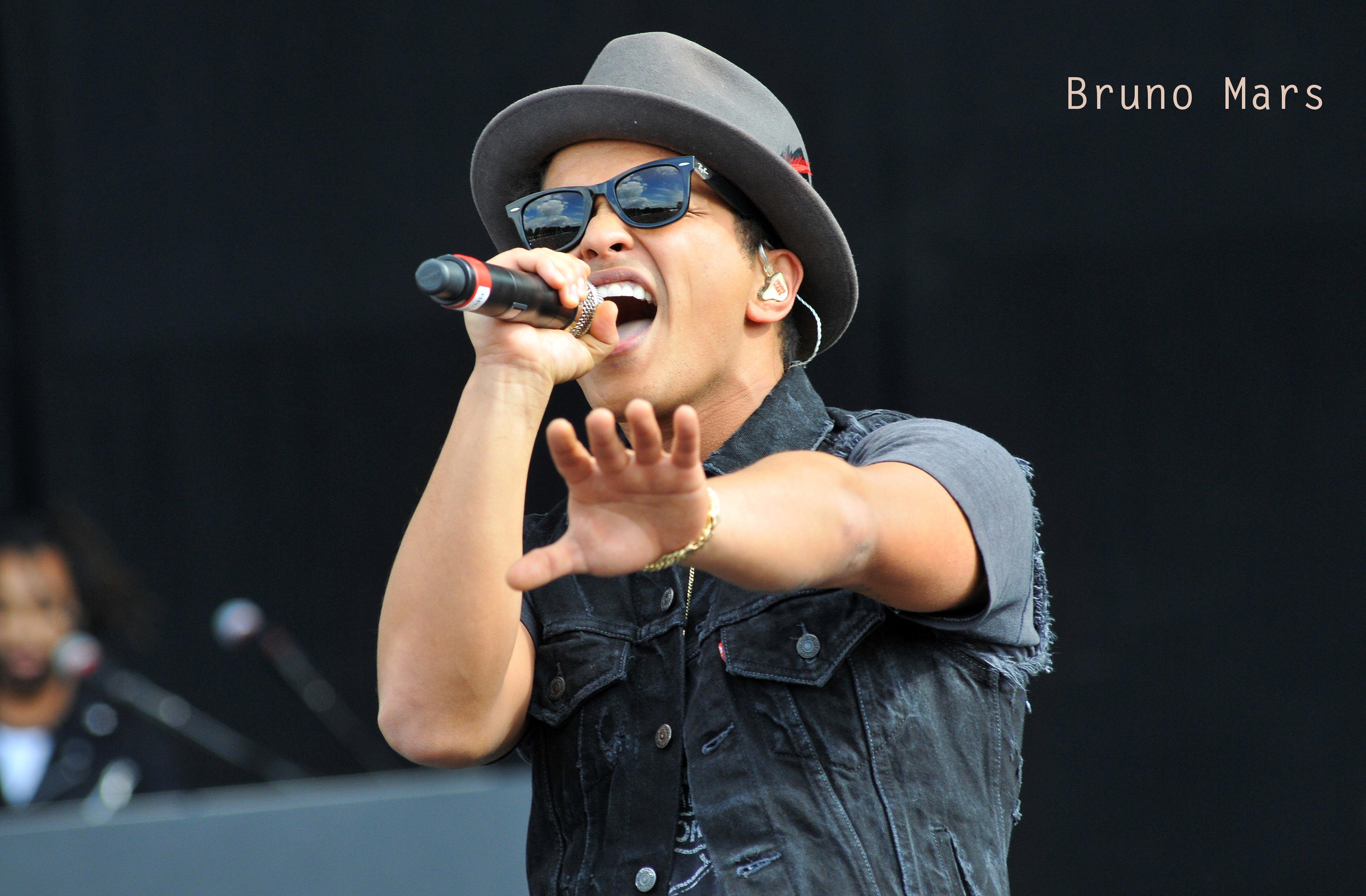 Top Bruno Mars Wallpaper Ideas For Fans And Enthusiasts