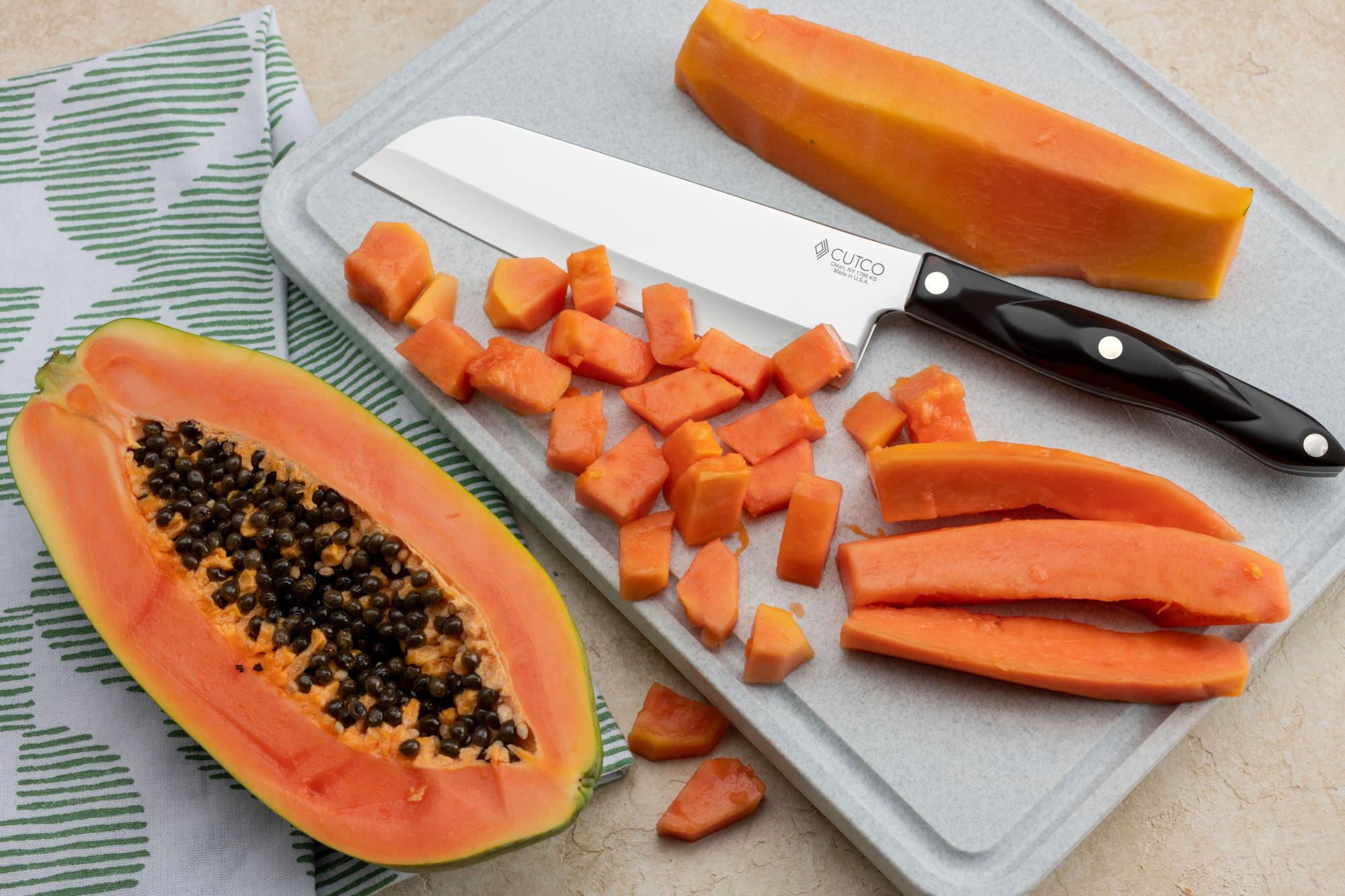 How to Cut a Papaya