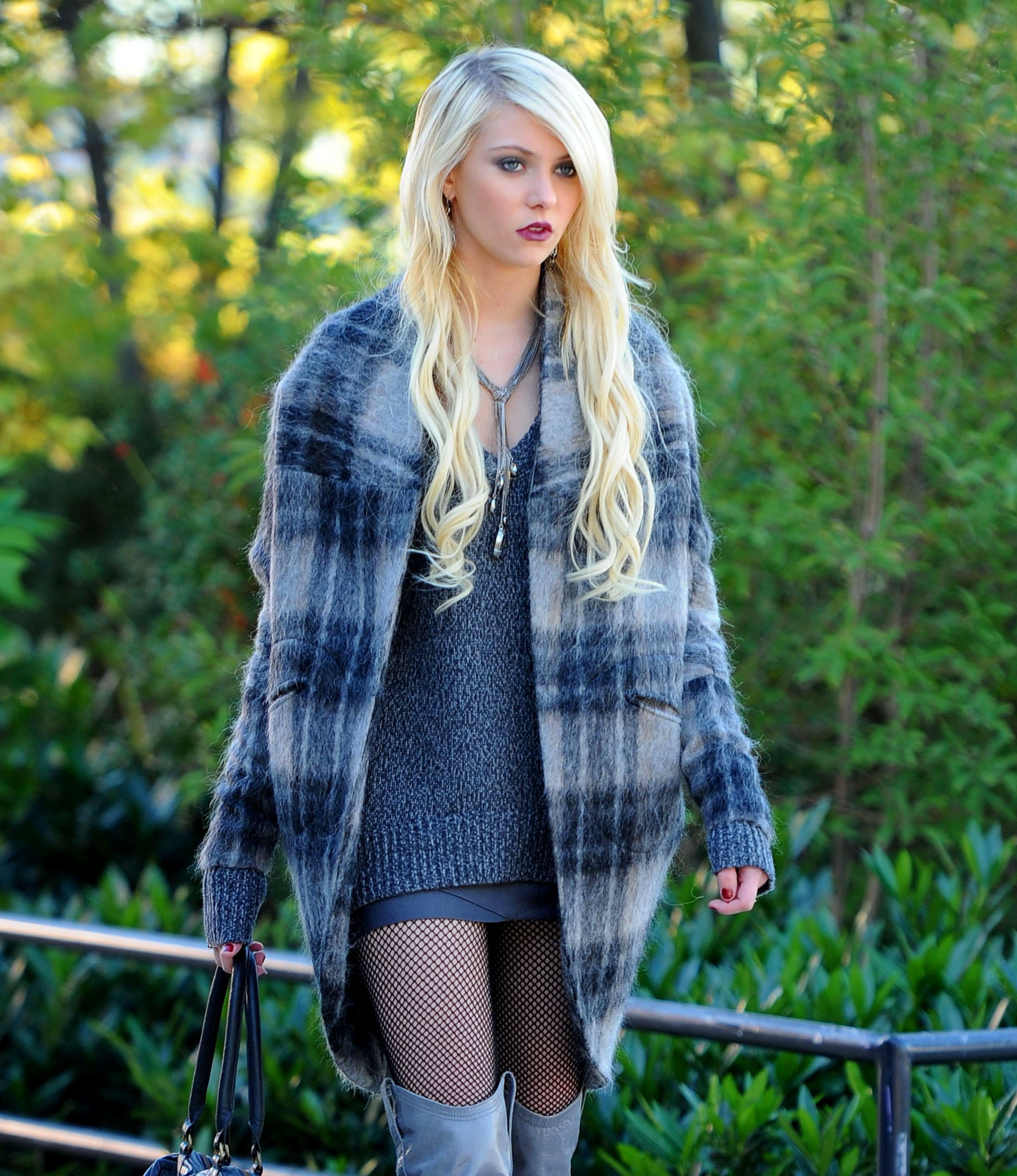 Jenny Humphrey: The Iconic Character Who Shaped Gossip Girl's World