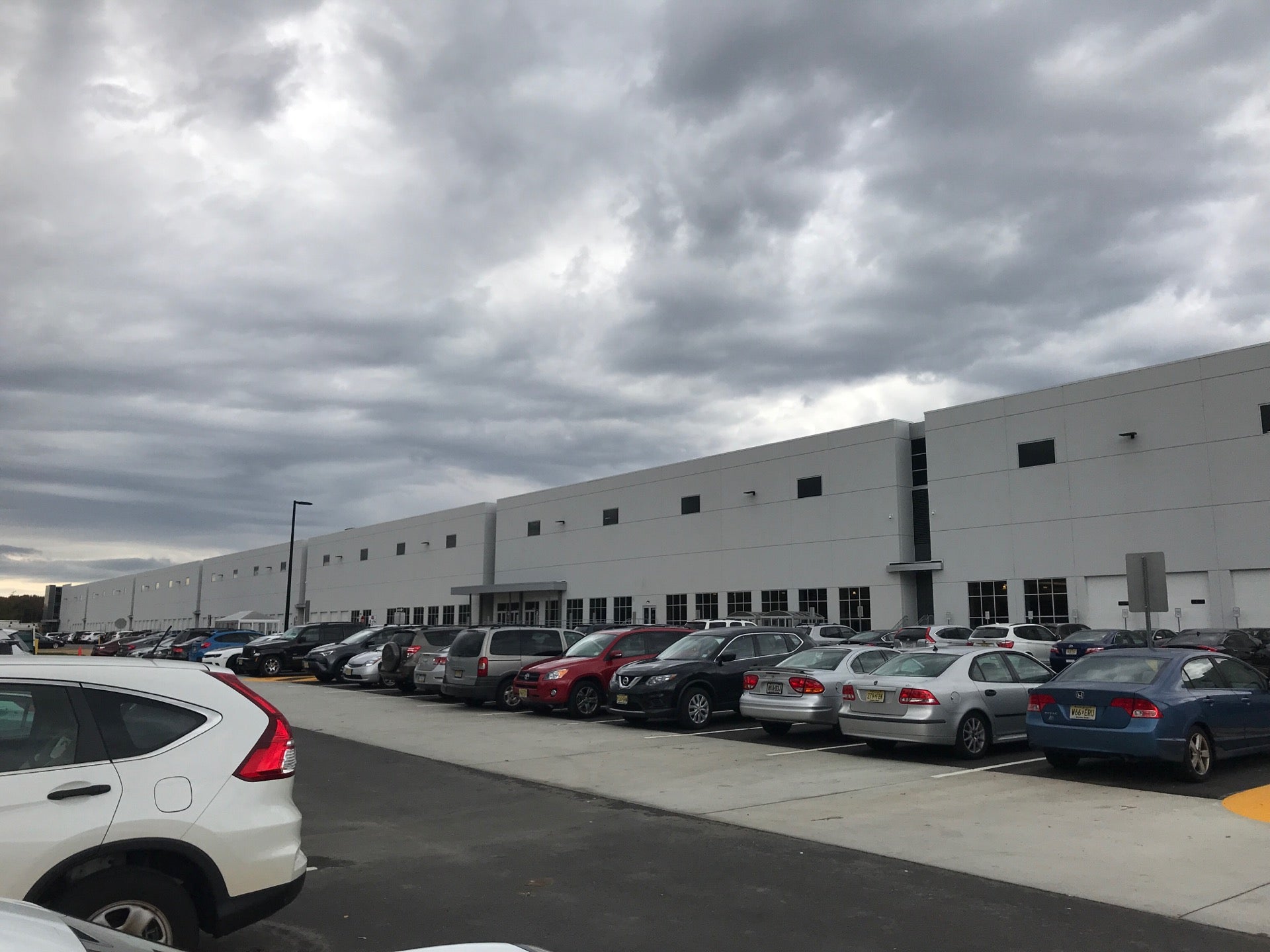 Amazon Fulfillment Center, 22 Hightstown Cranbury Station Rd, Cranbury