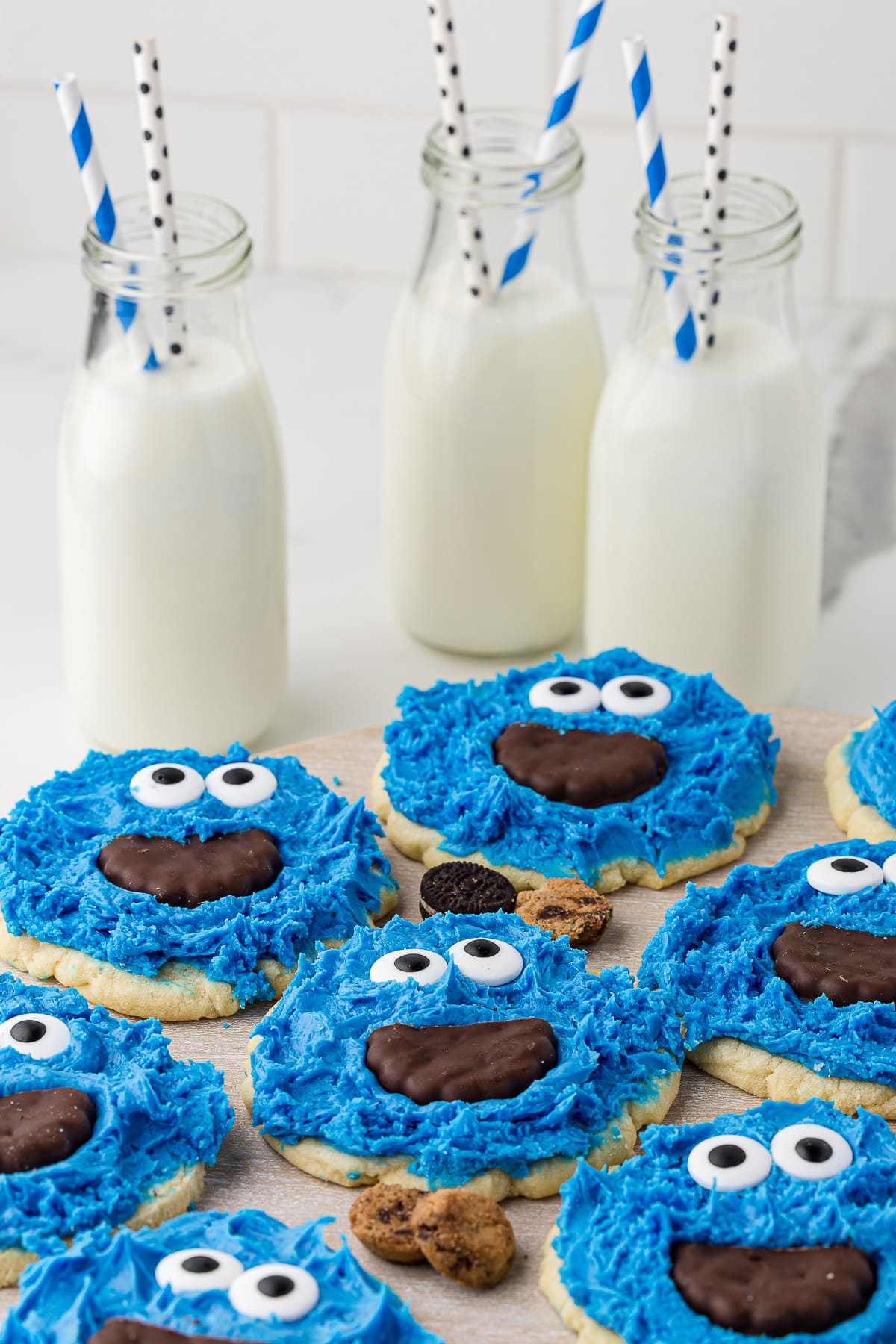 Irresistible Cookie Monster Cookies Recipe And Guide