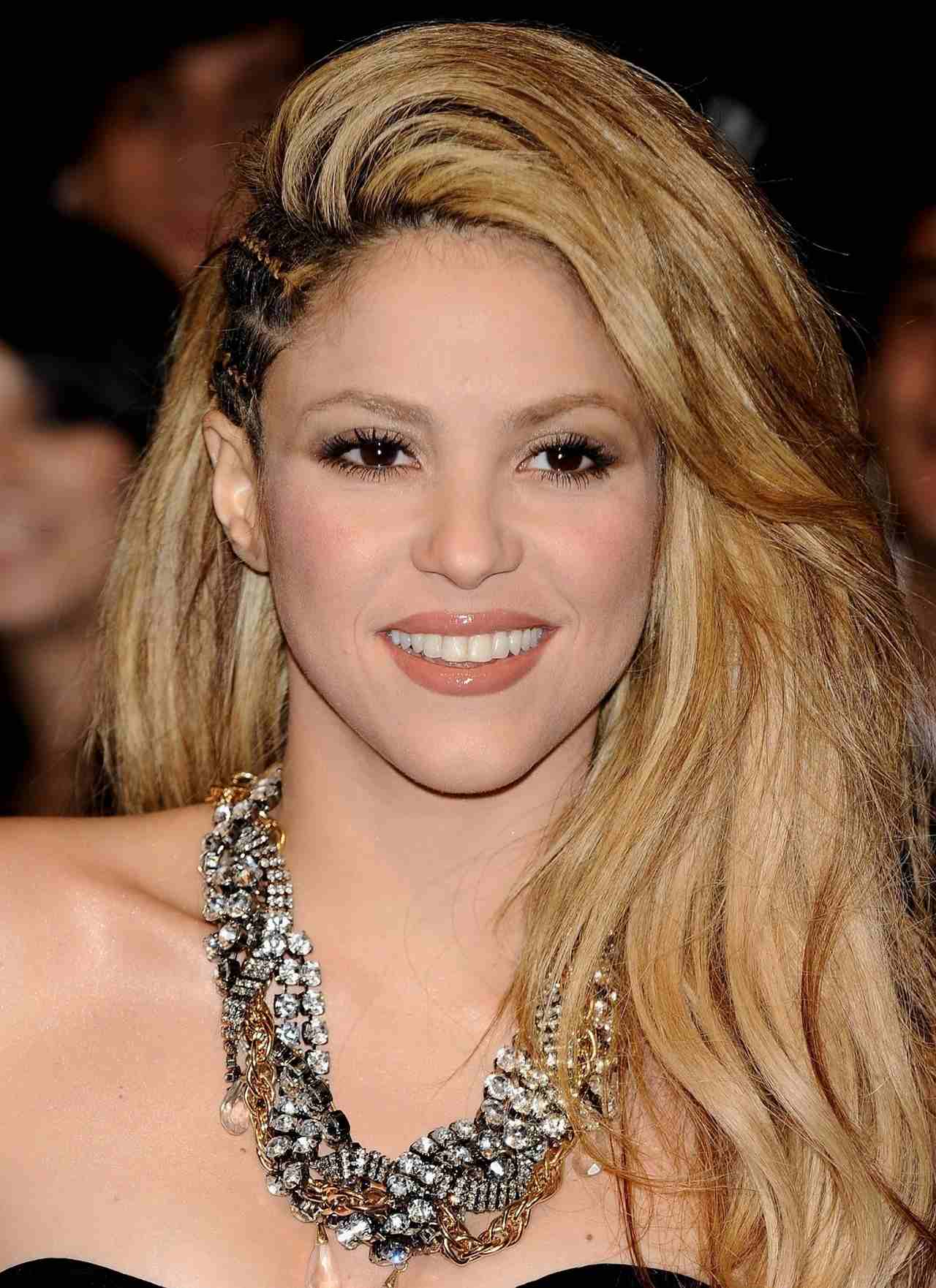 Shakira Height And Everything You Need To Know About The Global Superstar